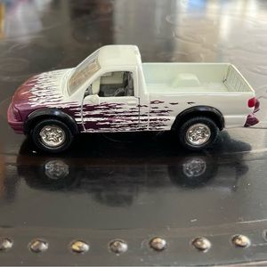 Road Champs GMC Sonoma SLS Pick Up Truck 1995